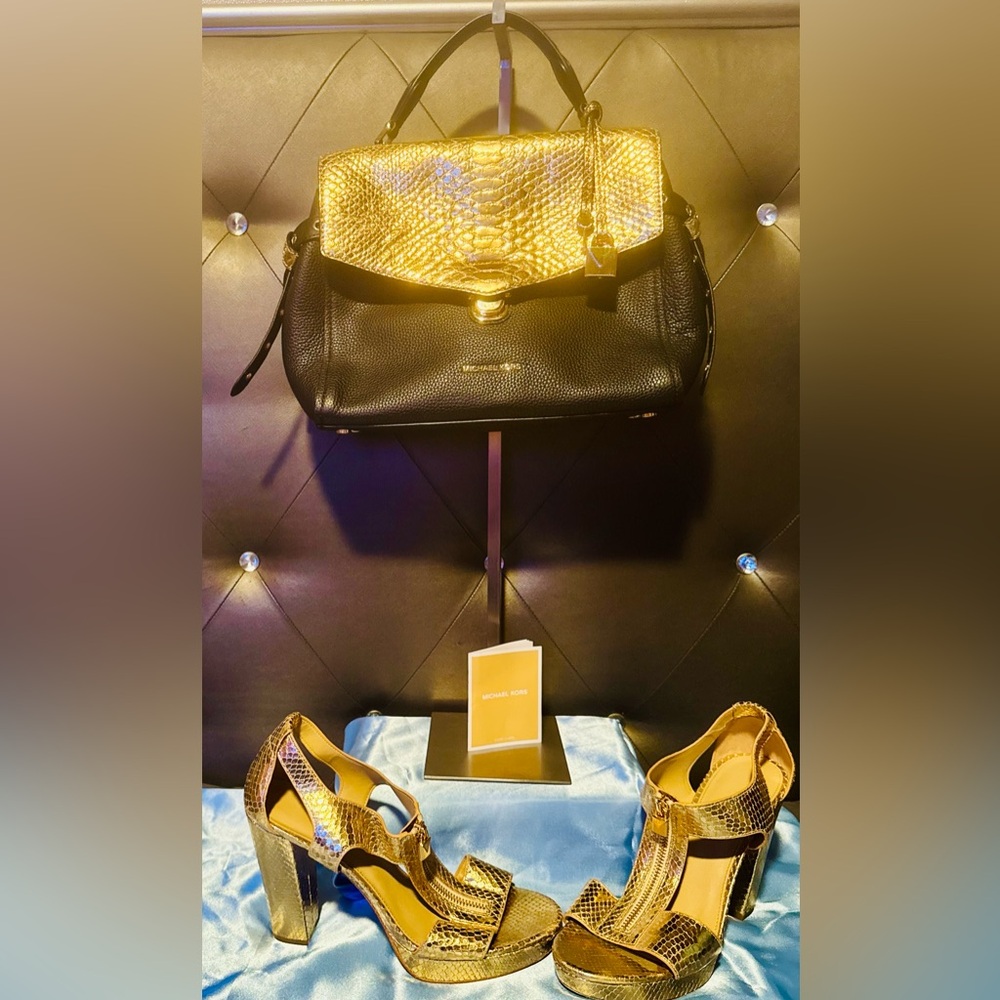 Michael Kors Black and Gold Shoulder Bag - Picture 2 of 7